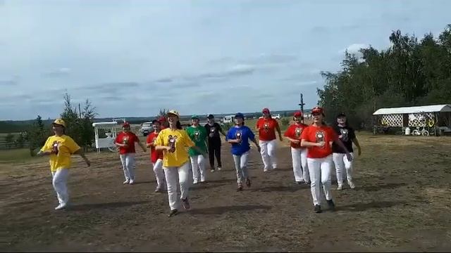 Спортивный танец на песню Тыниса Мяги "Олимпиада 80"! смотреть онлайн