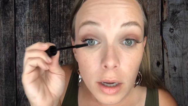 One Two Cosmetics Magnetic Lashes смотреть онлайн