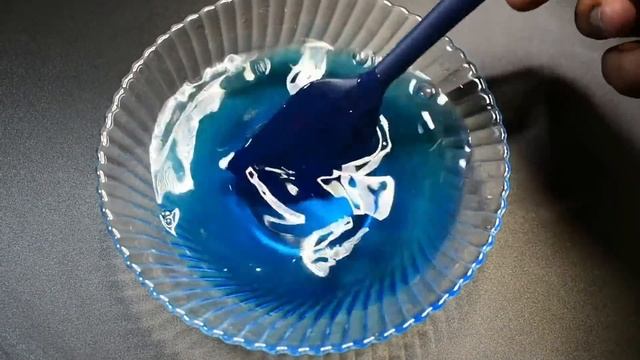 WATER AND SUGAR SLIME/HOW TO MAKE WATER AND SUGAR SLIME WITHOUT GLUE BORAX/SLIME MAKING AT HOME EAS смотреть онлайн