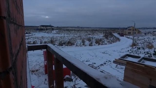 Объект № 3.2 Двухэтажный кирпичный дом. Возведение второго этажа, плиты перекрытия.