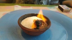 фараонова змея из сахара и соды.