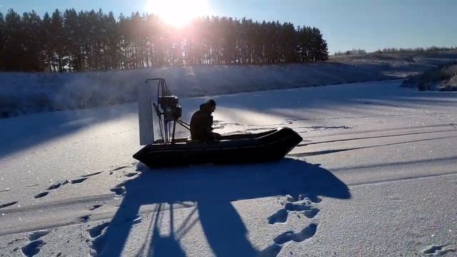 Испытания нашей самодельной аэролодки.