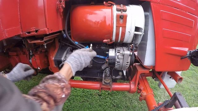 Не работает декомпрессор?? трактора т 25 . как поменять/Does the decompressor not worк t25 tractors смотреть онлайн