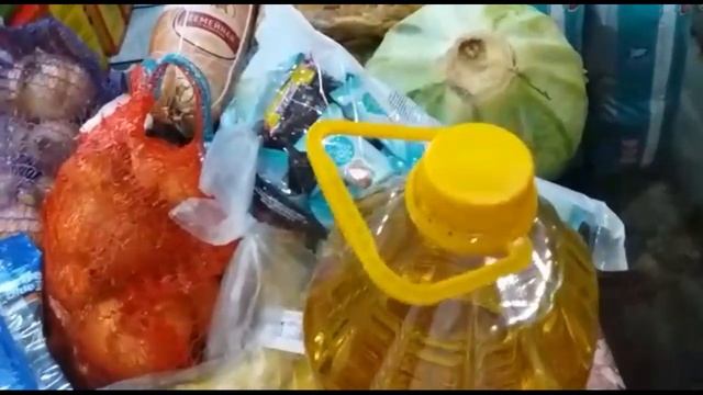 Большие покупки. Разминка для мальчиков. Катя играет. смотреть онлайн