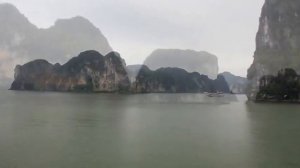 Бухта Халонг, Вьетнам  Ha Long Bay, Vietnam