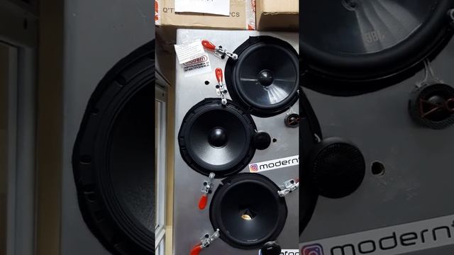 Как играет овальная 2-x компонентная SQ акустика Alpine S-S65C смотреть онлайн