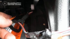 How to remove the Comand on Mercedes W211, W219, CLS / Removing the standard car radio Mercedes W21