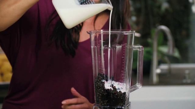 How to Make Nutritious Blueberry Frozen Yogurt | Cleanblend™ Blenders смотреть онлайн
