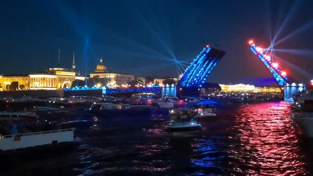 Потрясающая прогулка по Неве на теплоходе.Белые ночи,разводные мосты???? смотреть онлайн