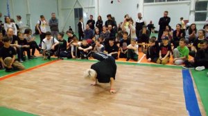 bgirl Аня - брейкданс чемпионат г.Королев