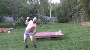 Толчок гири 32 кг по 15 раз