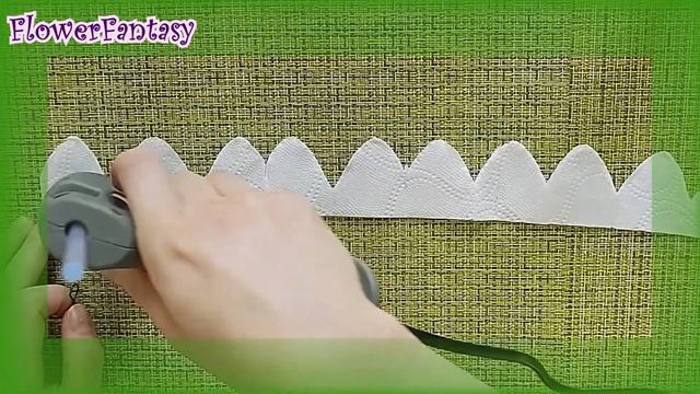 Цветы из туалетной бумаги. How to Make a Rose from Toilet Paper. смотреть онлайн