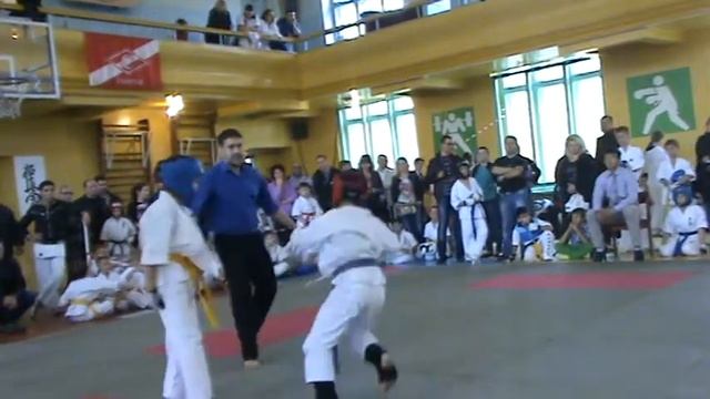 Бабаян Морис 1 бой на Первенстве Краснодара 12-13 октября 2013 клуб Самурай смотреть онлайн