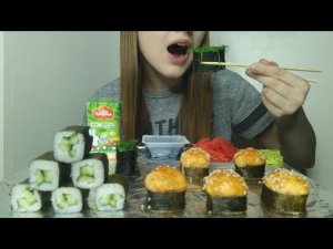 MUKBANG СУШИ И РОЛЛЫ ПРИЕЗД БАБУШКИ