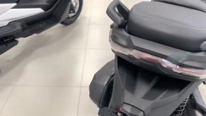 2023 VOGE SR4 MAX Review: The Stylish Maxi-Scooter You Need for Comfortable