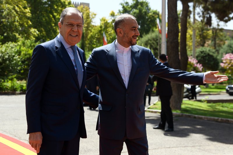 Лавров призвал заставить Украину выпустить иностранные суда / События на ТВЦ