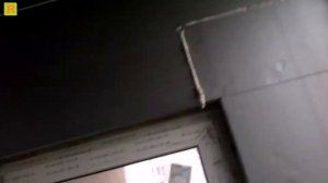 Как клеить пенопласт (полистирол) ремонт