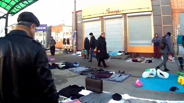 Блошиный рынок в Таганроге. Посуда, монеты и одежда (21.02.22 г.) #барахолка/Flea market in Taganro - смотреть видео онлайн от «Профессиональные секреты ухода за волосами» в хорошем качестве, опубликованное 8 ноября 2023 года в 22:34:18.