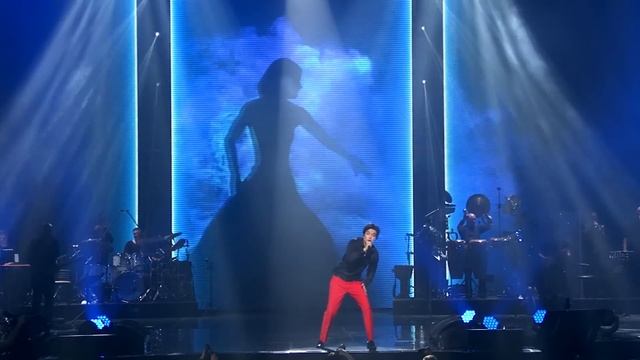 Димаш Кудайберген | Dimash Qudaibergen - Любовь уставших лебедей | ARNAU tour 11.03.2020