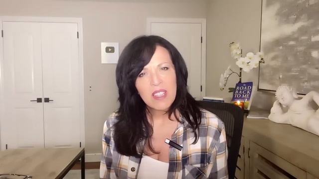 SUCCESSFUL MEN  WOMEN NARCISSISTS WANTS YOU IN THEIR LIVES Because you stick with problems longer