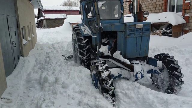 Трактор Т-40 Чистка Снега смотреть онлайн