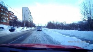 Разворот вне перекрестка ул.Ратная. Маршрут ГИБДД Северное Бутово