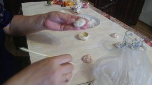 Как сделать из одного молда разные личики. Мастер класс.mp4