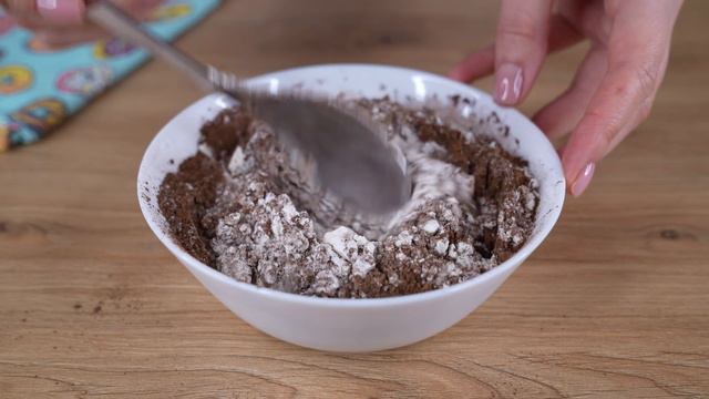 У вас есть какао и бананы? Приготовьте этот шоколадный десерт о котором все говорят! смотреть онлайн