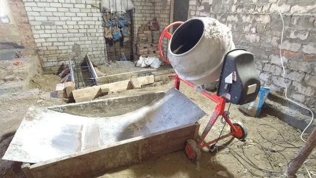Бетоносмеситель (бетономешалка ) Intertool DT-9140 140 л. В работе 6 мес . Укладка бетона. Строю Са
