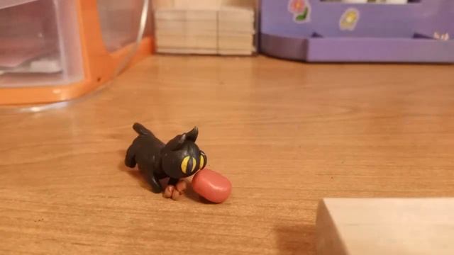 хозяин наказал кота за то что миску перевернул смотреть онлайн