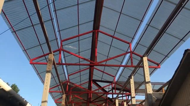 Профилированный поликарбонат Suntuf. Владимирский рынок (Киев)