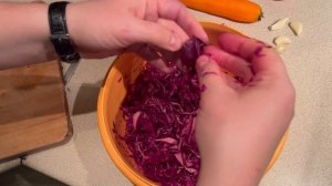 Салат из красной капусты