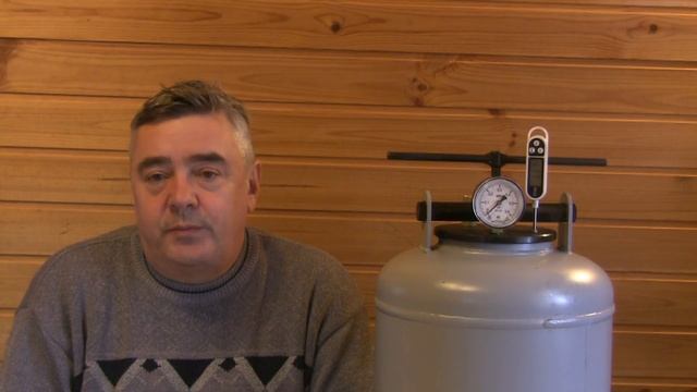 Белорусский автоклав с термометром. Перевод автоклава на пар