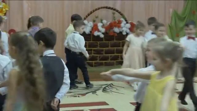 Утренник 8 марта. Дет. сад №17 г. Химки "Аистенок". Группа 7 смотреть онлайн