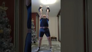 ТРАСТЕРЫ с гирями по 32 кг. 20 раз.