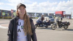 Собака-мотопутешественница объехала больше городов и стран чем большинство людей.