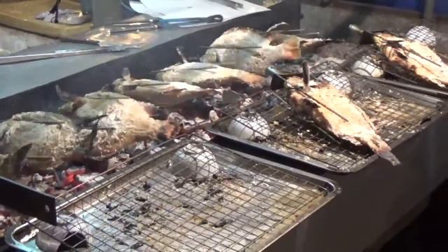 Ночной рынок на 2-й линии. смотреть онлайн