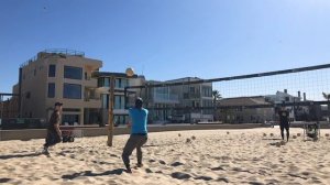 Beach Volleyball Setting Course by BetteratBeach.com - Hands of gold that produce buttery biscuits.