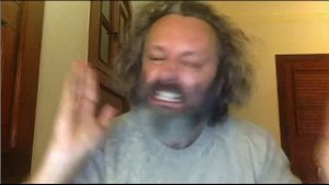 Постановка — Майкл Шин психует