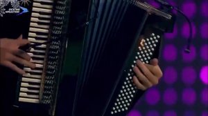 Сослан Дзуцев и Туган Дулаев «Рог уарзт». Сл. А. Чеджемова, муз. С. Дзуцева.