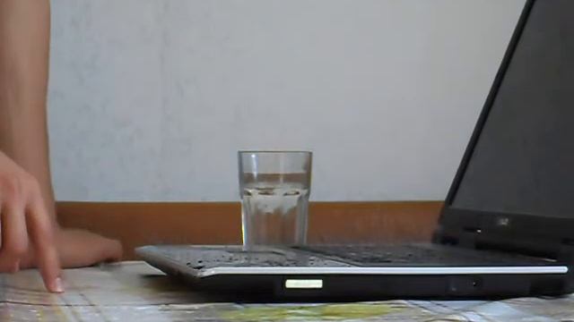 Вода враг ноутбука смотреть онлайн