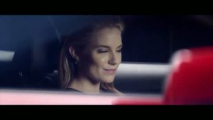 Реклама Ford Mustang с Сиенной Миллер
