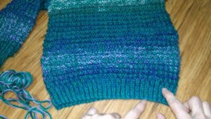 видео #Детская теплая #кофточка. Обзор Как я быстро связала"