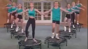 Упражнения на  мини -батуте!