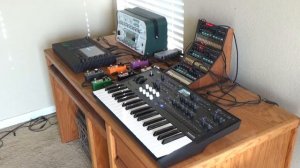 Akai MPC LIVE II - Korg Volca FM X3 - Korg Wavestate - Rowin Flanger - Rowin Phaser - Eno Reverb