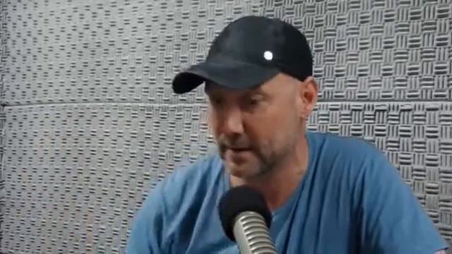 Pedro García Aguado nos habla sobre las adicciones (19/mayo/2015) смотреть онлайн