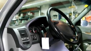 Relé intermitentes kia carnival localizar encontrar sustituir arreglar