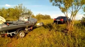 Как вытащить прицеп с лодкой если к берегу не подъехать
