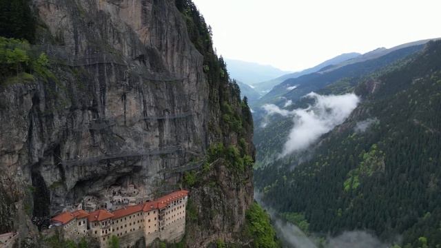 Монастырь Панагия Сумела, г. Трабзон, Турция