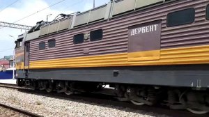 Чс4т-416 с пассажирским поездом Дербент-Москва.